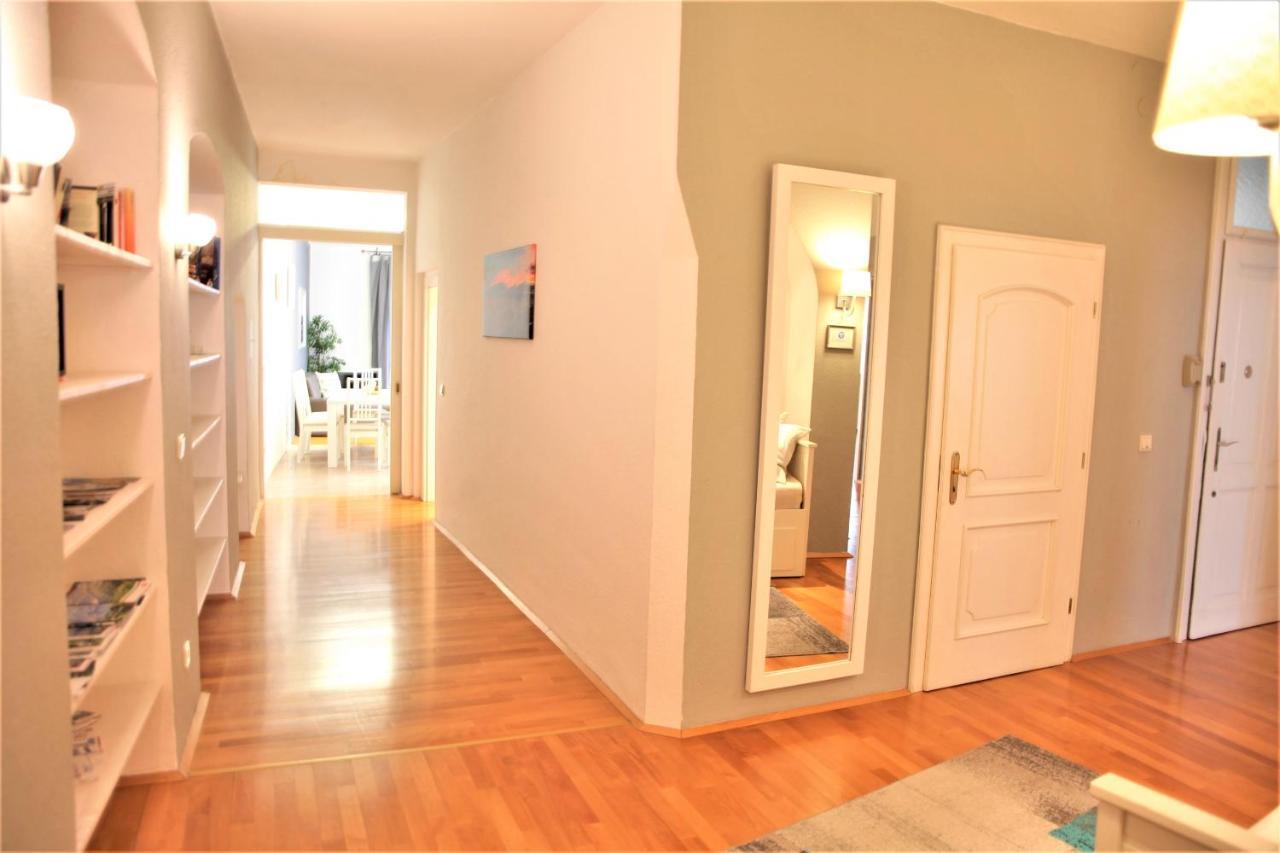 Spacious Apartment In The Heart Of אינסברוק מראה חיצוני תמונה
